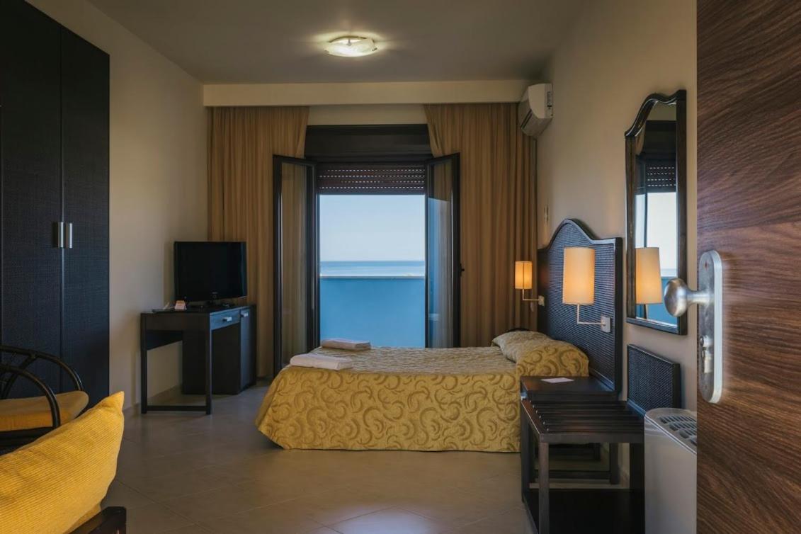 Hotel Costa Azul Balestrate Exteriör bild